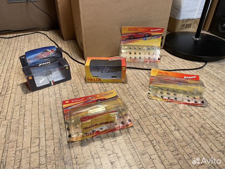 Shell Ferrari (упаковка машинок)