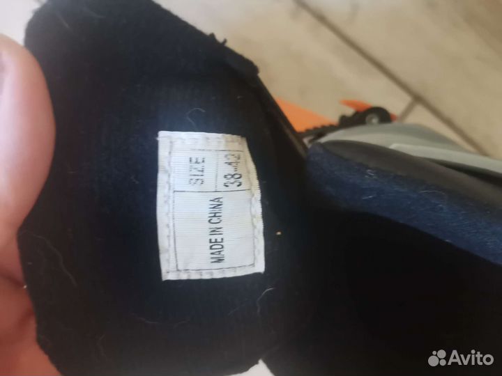 Роликовые коньки