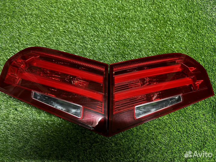 Блок задних фонарей на багажной двери bmw f30