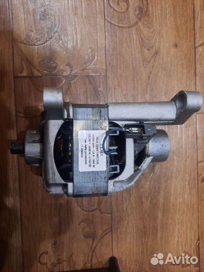 Двигатель от стиральной машины Candy