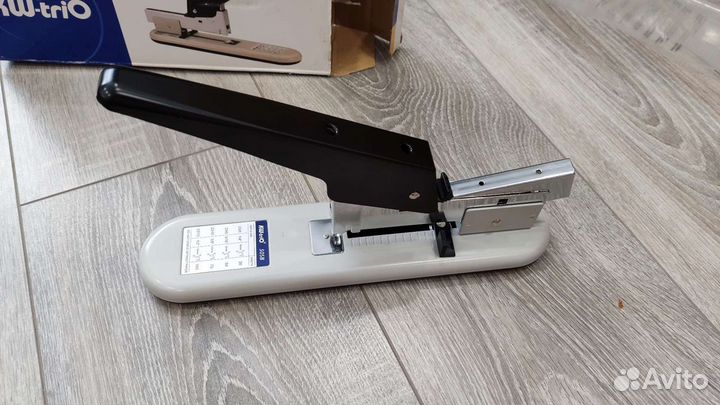 Степлер Kw-Trio, до 100 листов, 50SB