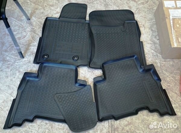 Коврики резиновые на Prado 150 оригинал