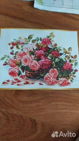 Схема вышивки с остатками ниток.Королевские розы