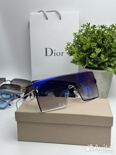 Солнцезащитные очки Dior