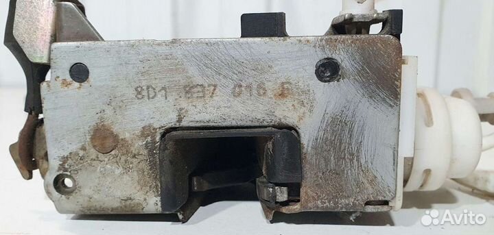 Замок двери передней правой Audi A4 B5