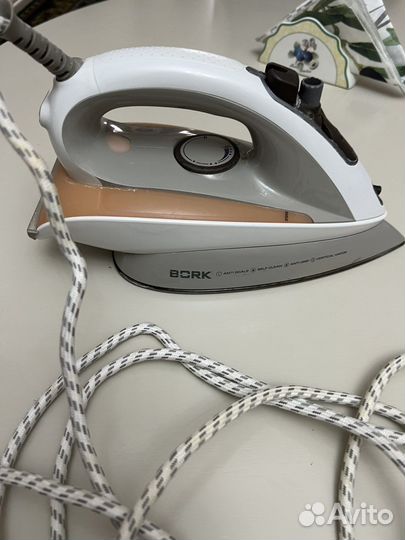 Утюг bork
