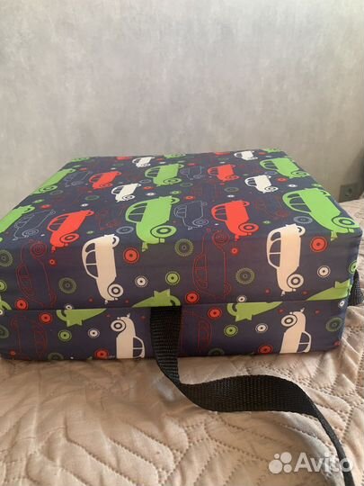 Бустер на стул