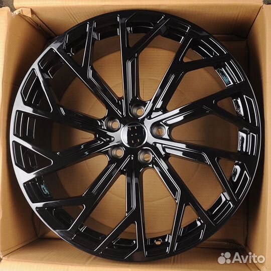 Литые Диски R20 Audi RS 5*112 Black