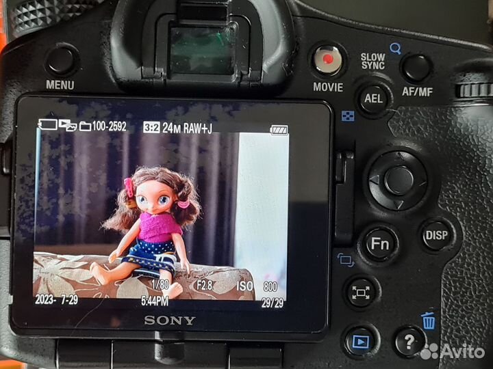 Фотокамера Sony Alpha a77