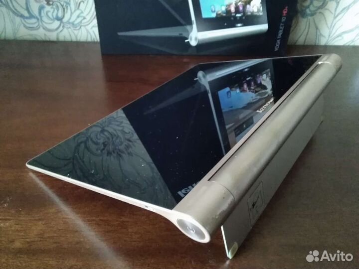 Планшет lenovo yoga 10 в рабочем состоянии