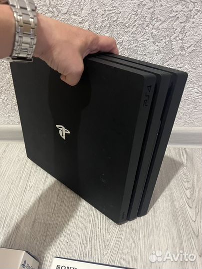 Ps4 pro / 399 игр