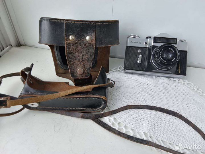 Плёночный фотоаппарат Зенит Е СССР