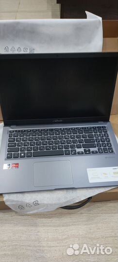 Asus VivoBook D515-EJ820 новый, в пленках