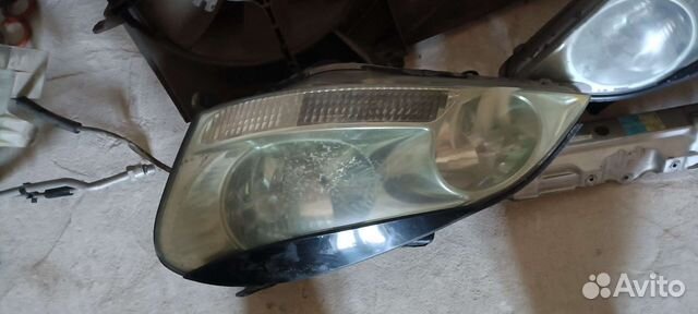 Фары toyota ipsum acm 21