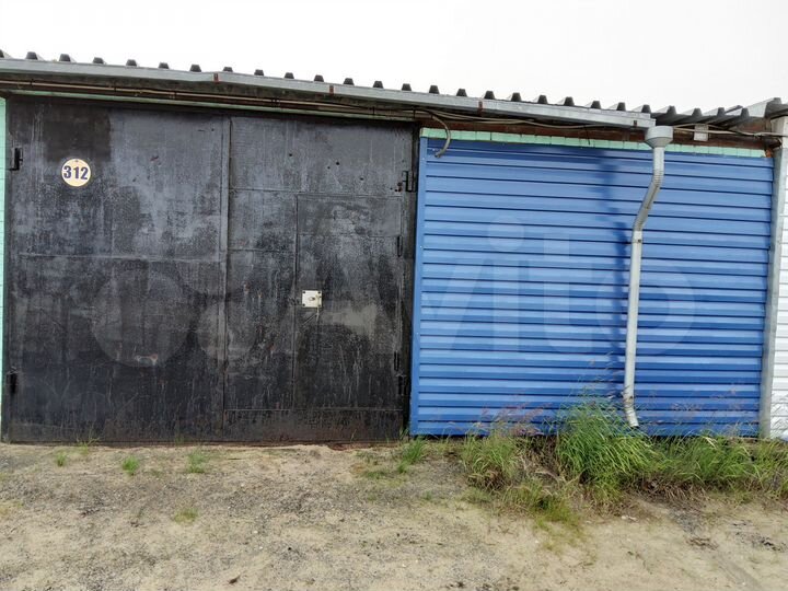 Гараж, > 30 м²