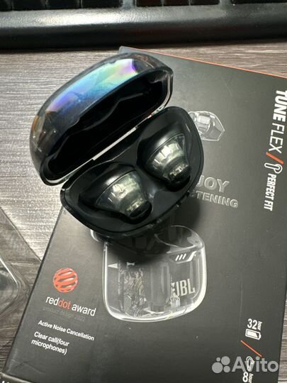JBL Tune Flex беспроводные наушники