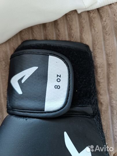 Боксерские перчатки