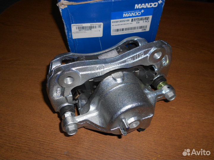 Kia Optima/Magentis Суппорт передний правый Новый