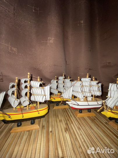 Модель корабля из дерева