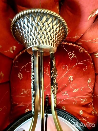 Люстра потолочная в классическом стиле