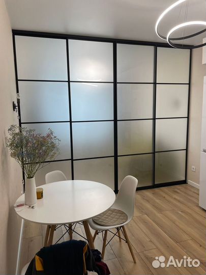 Перегородка алюминевая для зонирования