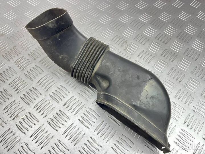 Патрубок воздушного фильтра Bmw X3 Е83 N52B30 2009