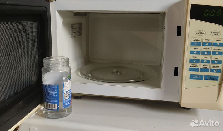 Микроволновая печь Candy