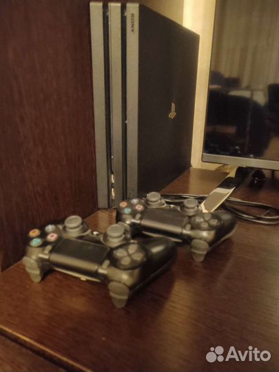 Sony PlayStation 4 Pro 1000 гб