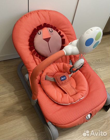 Кресло качалка бу Chicco