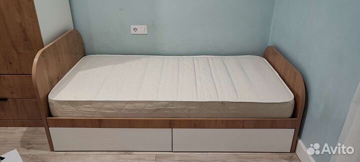 Детская кровать от 3 лет с матрасом бу