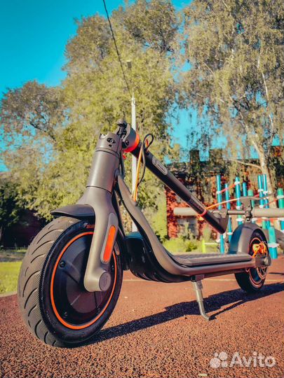 Электросамокат Ninebot kickscooter F40