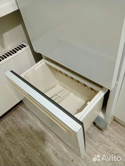 Холодильник stinol 104