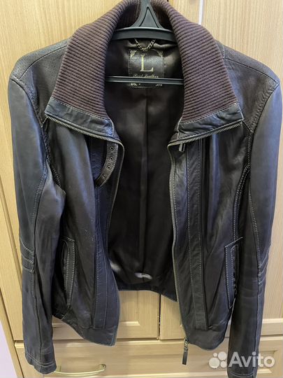 Кожаная куртка женская коричневая