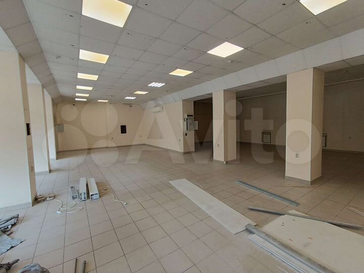 Торговое на пр. Ленина красная линия 180 м²