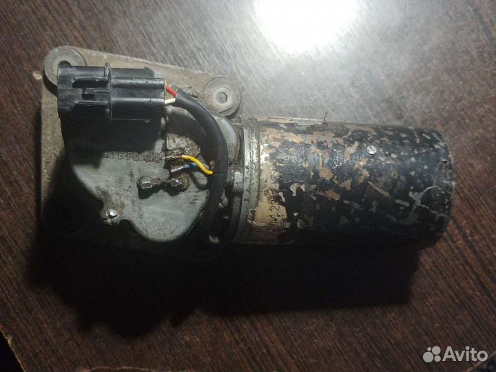 Моторедуктор на дворники