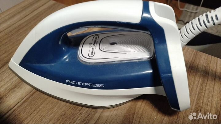 Утюг с парогенератором tefal