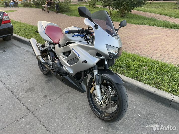 Honda VTR 1000F