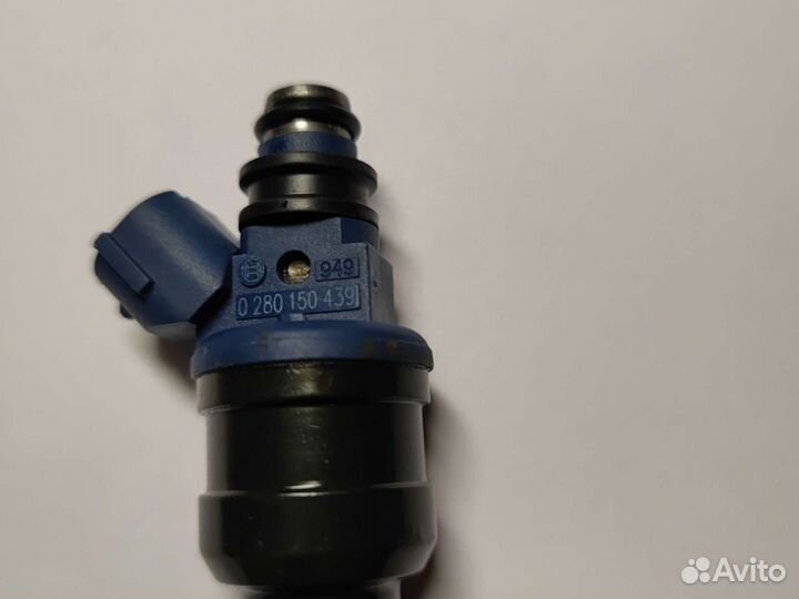 23250-02030 форсунка топливная Toyota