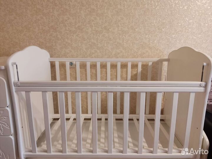 Детская кровать трансформер с маятником 