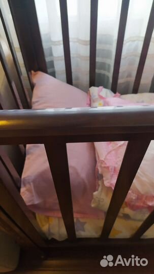 Кровать детская из массива