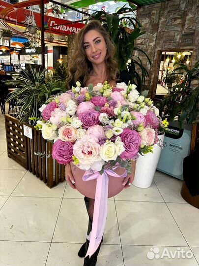 Букеты живые цветы / Композиции из цветов