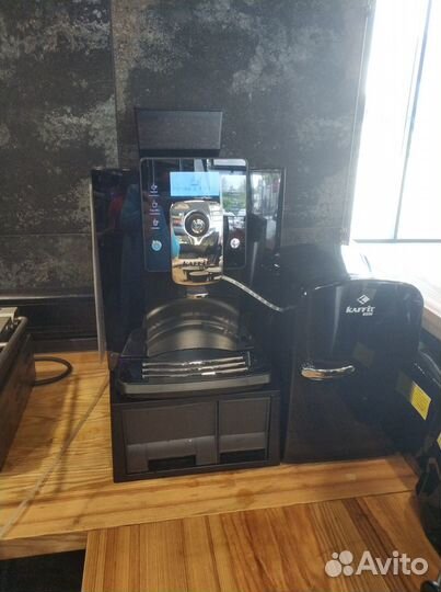 Кофейный автомат Unicum, Necta, Kaffit