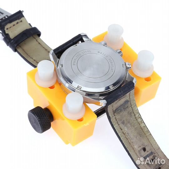 Часовые тиски для замены батареек