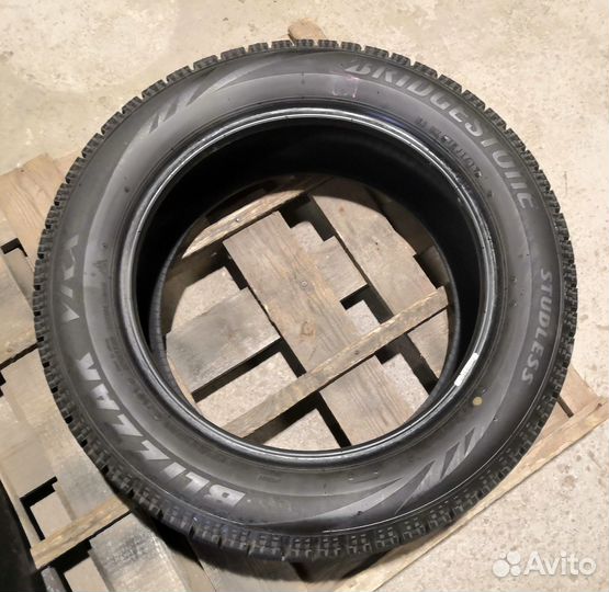 Bridgestone Blizzak VRX 205/55 R16