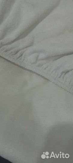 Простынь - клеенка на резинке 90200