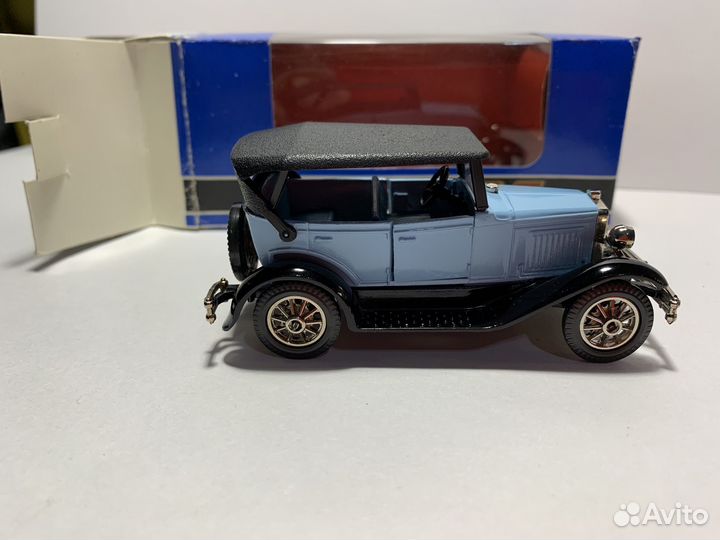 1/43 Газ А, коробка 1991