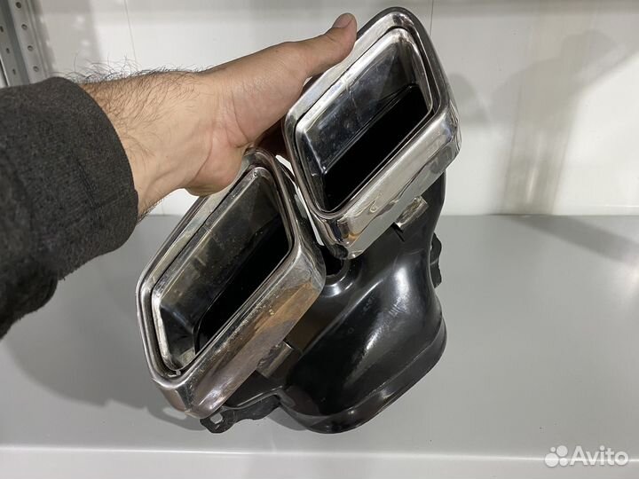 Насадки на выхлоп в стиле AMG