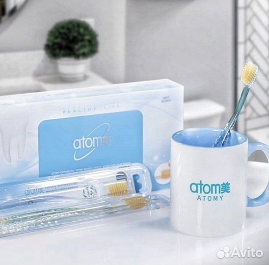 Зубная щетка атоми
