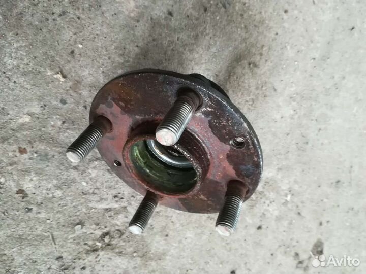 Ступица задняя Kia Spectra