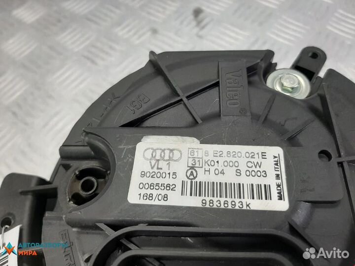 Моторчик печки seat Exeo 2009 8E1820021E